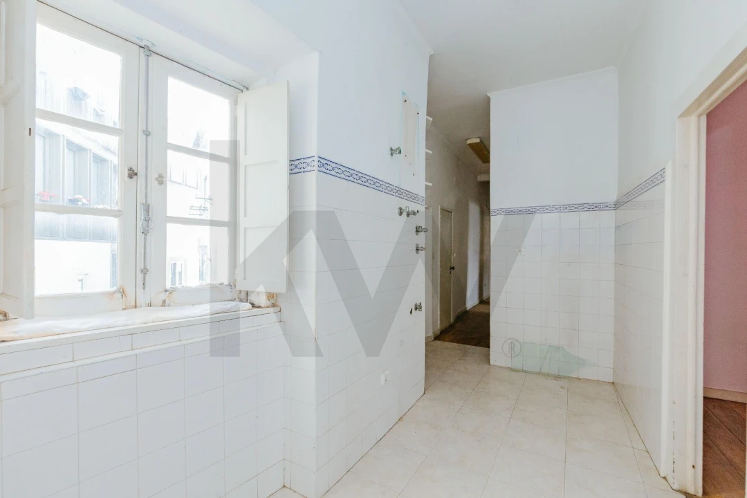 Apartamento T2 para Venda em Santa Maria Maior Foto 6