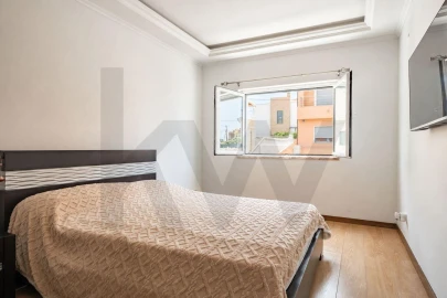 Moradia T4 para Venda em Porto Salvo