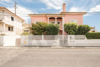 Moradia T4 para Venda em Porto Salvo