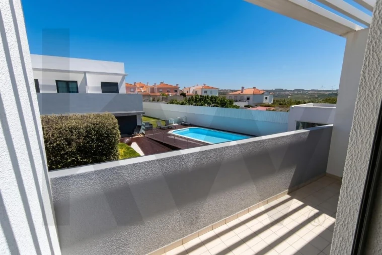 Moradia T3 para Arrendamento em Lourinhã e Atalaia Foto 11