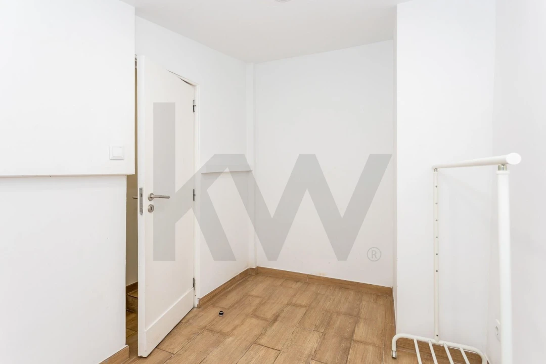 Apartamento T1 para Venda em Alcantara Foto 15