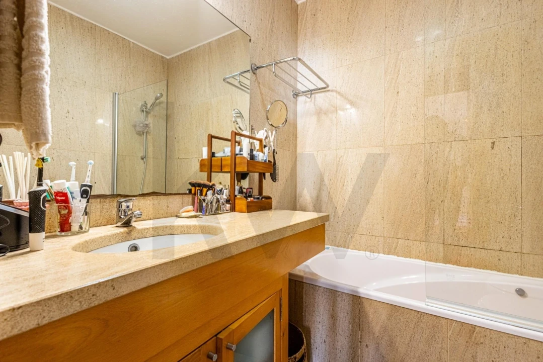 Apartamento T4 para Venda em Algés, Linda-A-Velha e Cruz Quebrada-Dafundo Foto 36