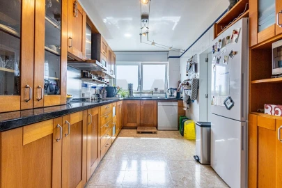 Apartamento T4 para Venda em Algés, Linda-A-Velha e Cruz Quebrada-Dafundo