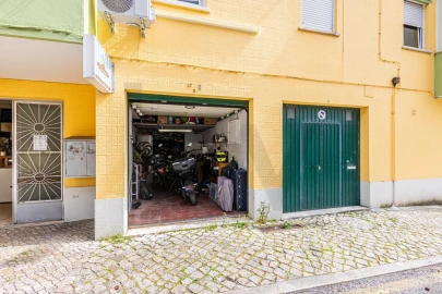 Apartamento T4 para Venda em Algés, Linda-A-Velha e Cruz Quebrada-Dafundo