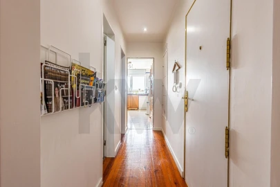 Apartamento T4 para Venda em Algés, Linda-A-Velha e Cruz Quebrada-Dafundo