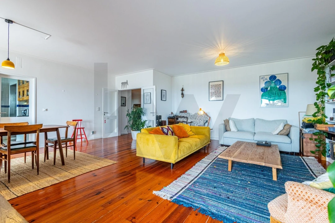 Apartamento T4 para Venda em Algés, Linda-A-Velha e Cruz Quebrada-Dafundo Foto 4