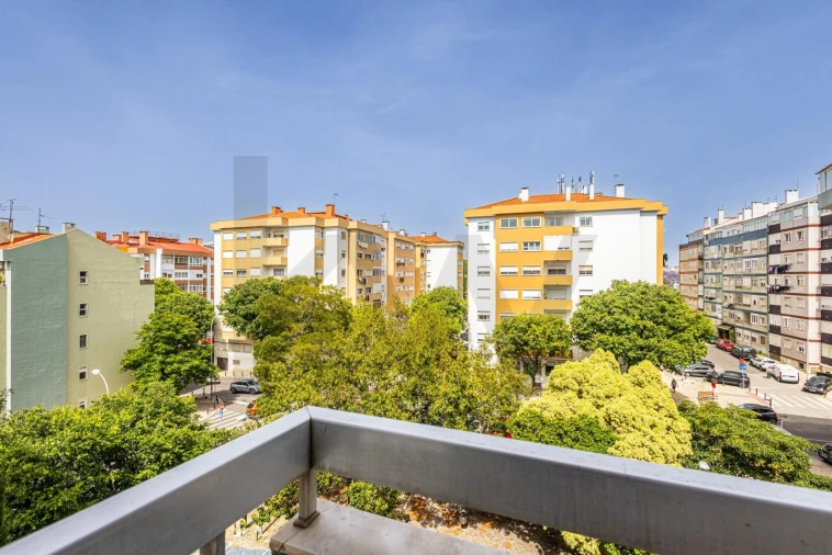 Apartamento T4 para Venda em Algés, Linda-A-Velha e Cruz Quebrada-Dafundo Foto 52