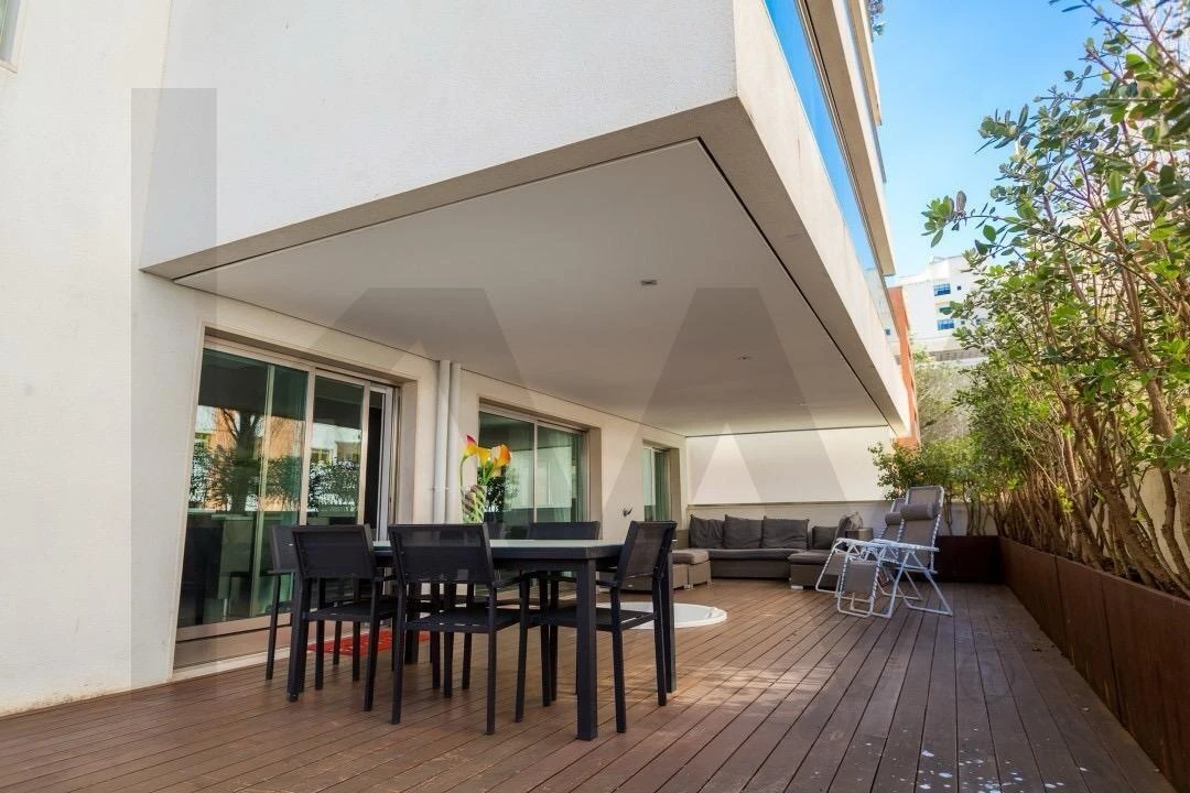 Apartamento T2 para Venda em Portimão Foto 21