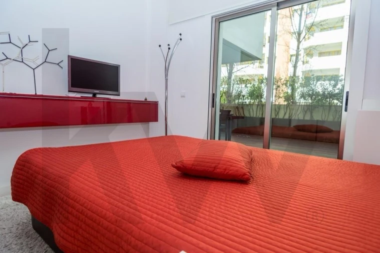 Apartamento T2 para Venda em Portimão Foto 14