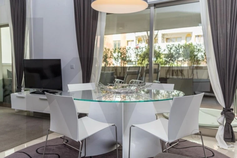 Apartamento T2 para Venda em Portimão Foto 5