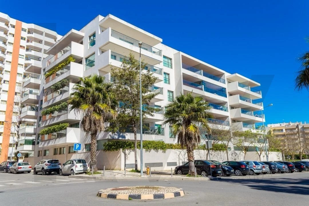 Apartamento T2 para Venda em Portimão Foto 3