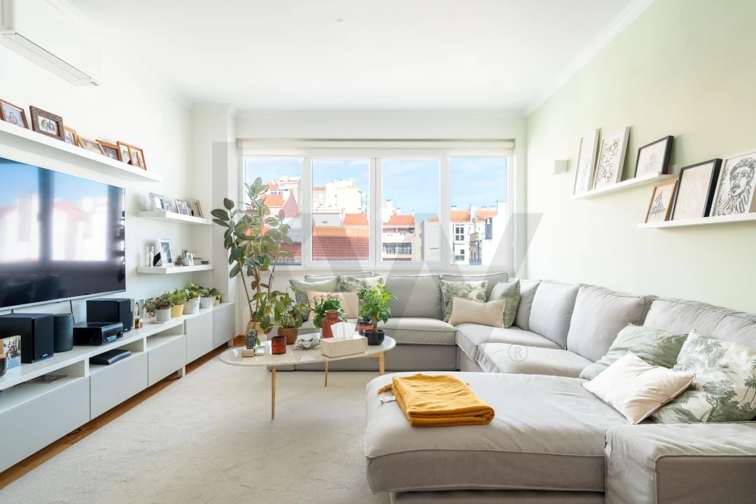 Apartamento T2 para Venda em Avenidas Novas Foto 2