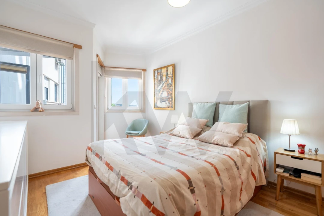 Apartamento T2 para Venda em Avenidas Novas Foto 14