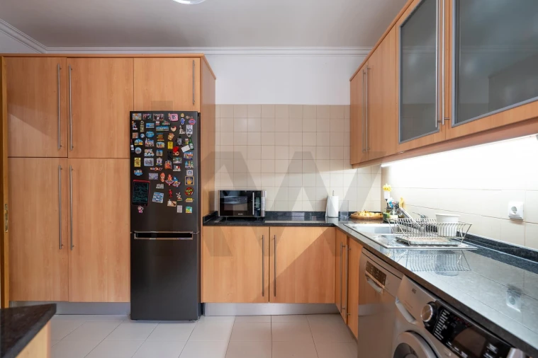 Apartamento T2 para Venda em Avenidas Novas Foto 12