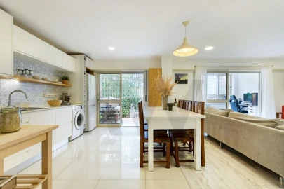 Apartamento para Venda em Póvoa de Santa Iria e Forte da Casa