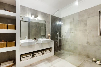 Apartamento para Venda em Póvoa de Santa Iria e Forte da Casa