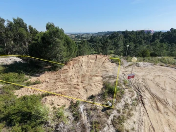 Terreno para Venda em Azambuja