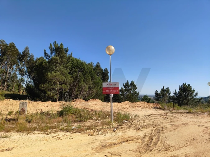 Terreno para Venda em Azambuja Foto 9