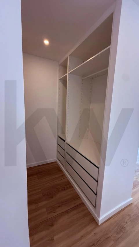 Apartamento T2 para Venda em Alfragide