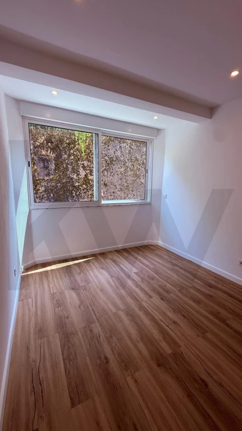 Apartamento T2 para Venda em Alfragide