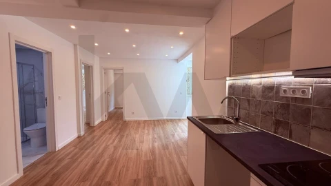 Apartamento T2 para Venda em Alfragide