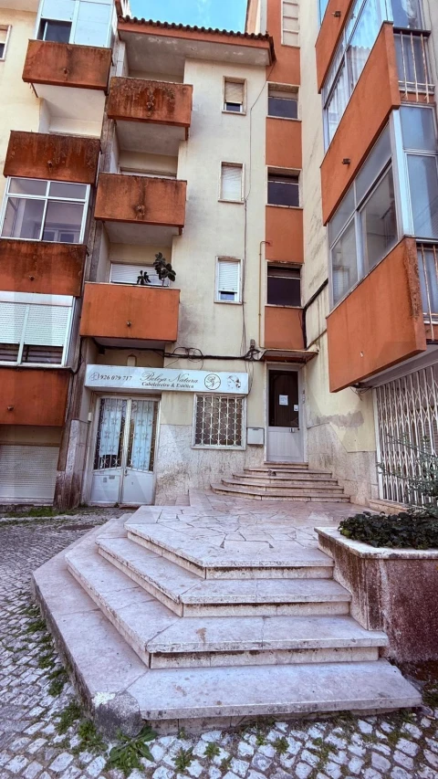 Apartamento T2 para Venda em Alfragide