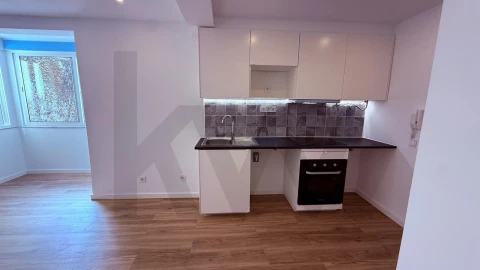 Apartamento T2 para Venda em Alfragide