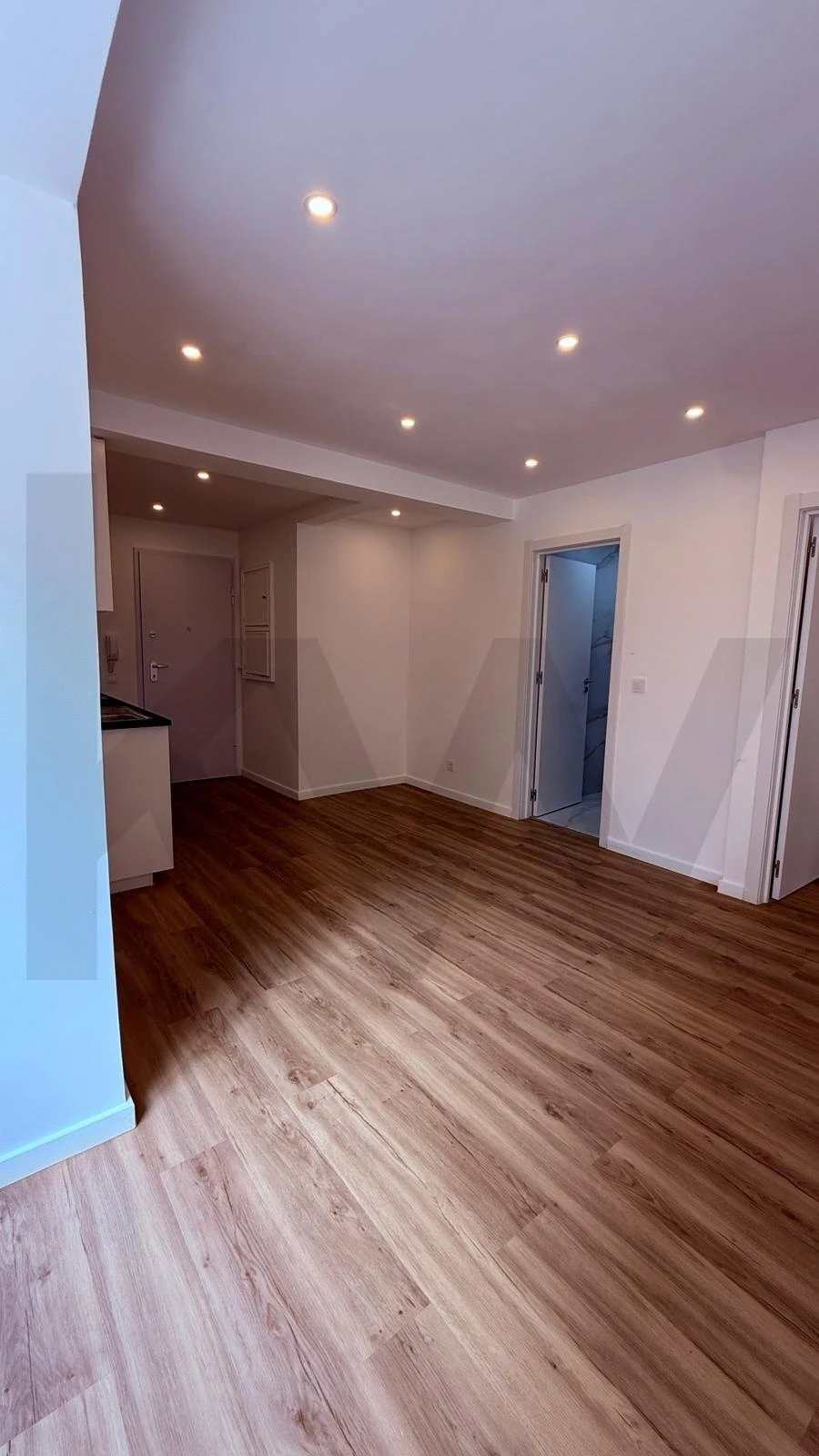 Apartamento T2 para Venda em Alfragide Foto 8
