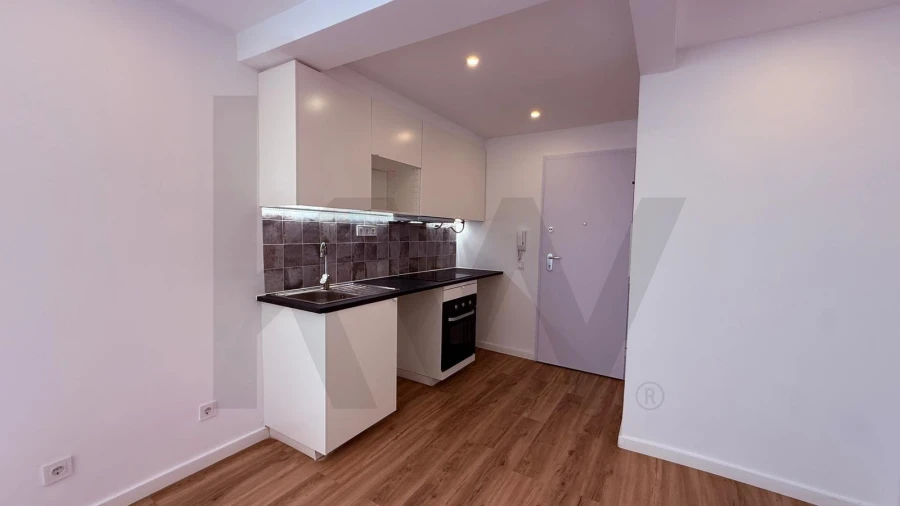 Apartamento T2 para Venda em Alfragide Foto 4