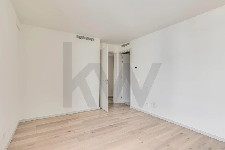 Apartamento T2 para Venda em Parque das Nações Foto 25