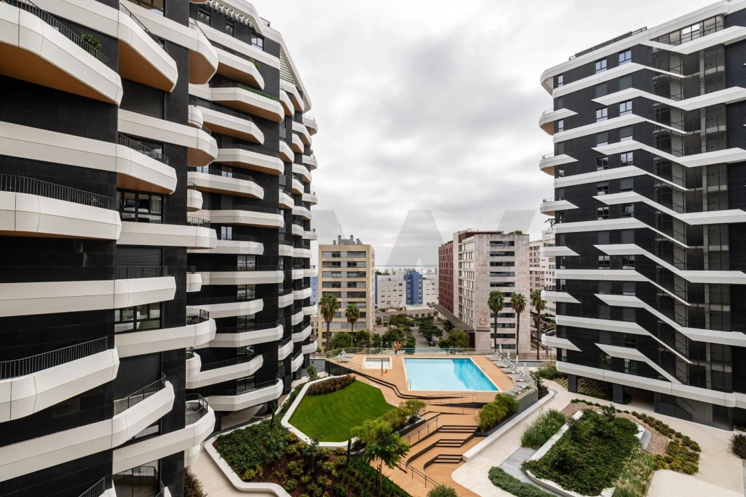 Apartamento T2 para Venda em Parque das Nações Foto 5