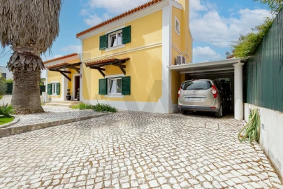 Moradia T5 para Venda em Seixal, Arrentela e Aldeia de Paio Pires