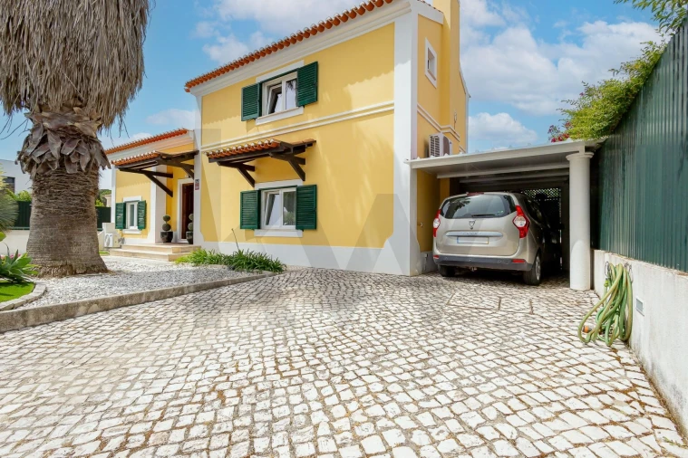 Moradia T5 para Venda em Seixal, Arrentela e Aldeia de Paio Pires Foto 54