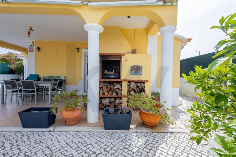 Moradia T5 para Venda em Seixal, Arrentela e Aldeia de Paio Pires Foto 30