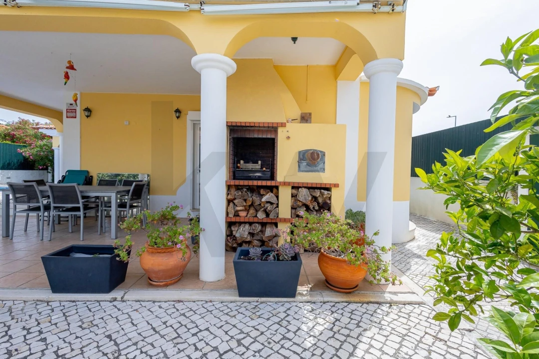 Moradia T5 para Venda em Seixal, Arrentela e Aldeia de Paio Pires Foto 30