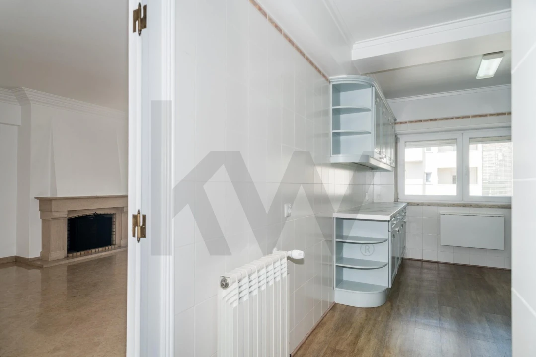 Apartamento T3 para Arrendamento em Arroios Foto 9