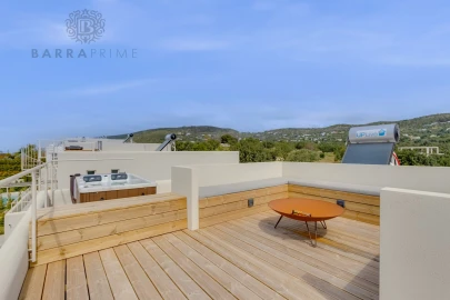 Moradia T3 para Venda em Santa Barbara de Nexe