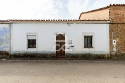Moradia T4 para Venda em Montoito