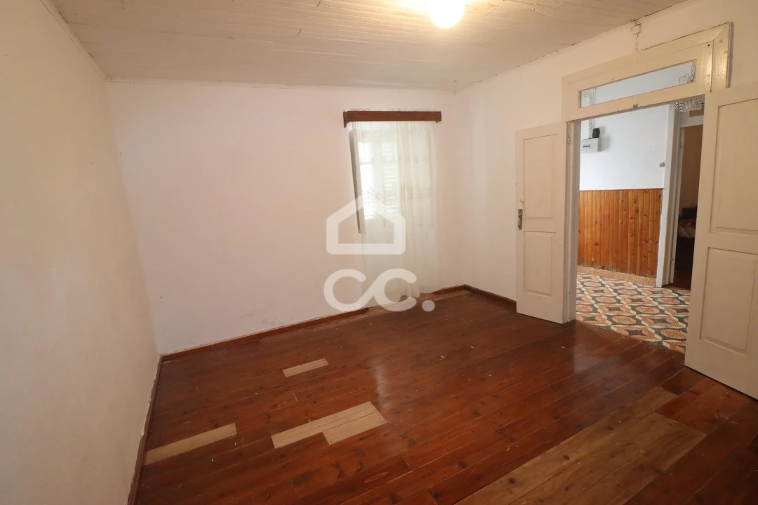 Moradia T3 para Venda em Algarvia Foto 3