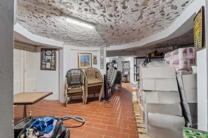 Negócio para Venda em Albufeira e Olhos de Água