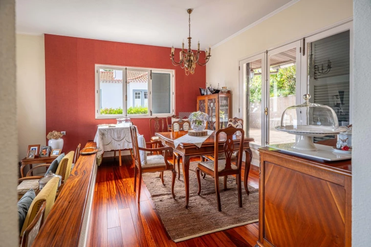 Moradia T5 para Venda em Caniço Foto 35
