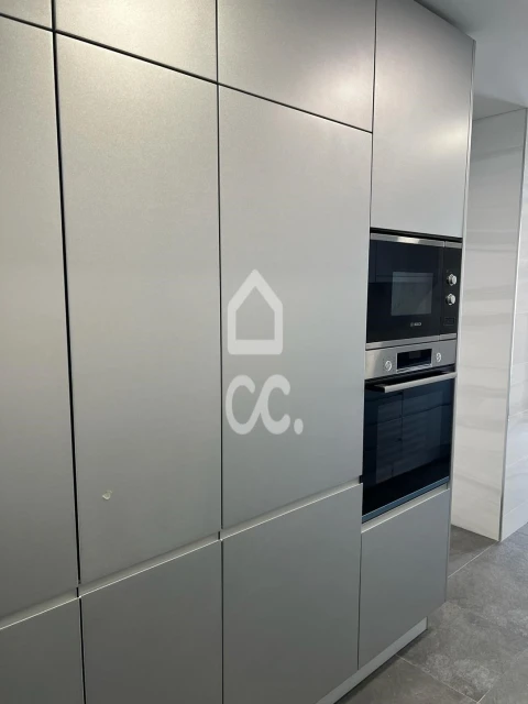 Apartamento T3 para Venda em Cedofeita, Santo Ildefonso, Sé, Miragaia, São Nicolau e Vitória