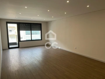 Apartamento T3 para Venda em Cedofeita, Santo Ildefonso, Sé, Miragaia, São Nicolau e Vitória