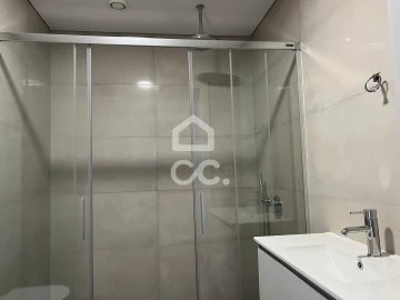 Apartamento T3 para Venda em Cedofeita, Santo Ildefonso, Sé, Miragaia, São Nicolau e Vitória