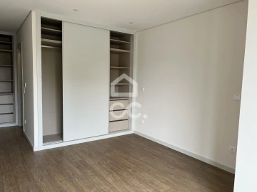 Apartamento T3 para Venda em Cedofeita, Santo Ildefonso, Sé, Miragaia, São Nicolau e Vitória