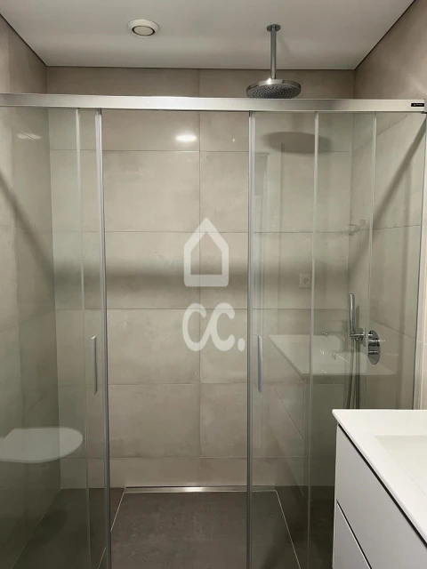 Apartamento T3 para Venda em Cedofeita, Santo Ildefonso, Sé, Miragaia, São Nicolau e Vitória