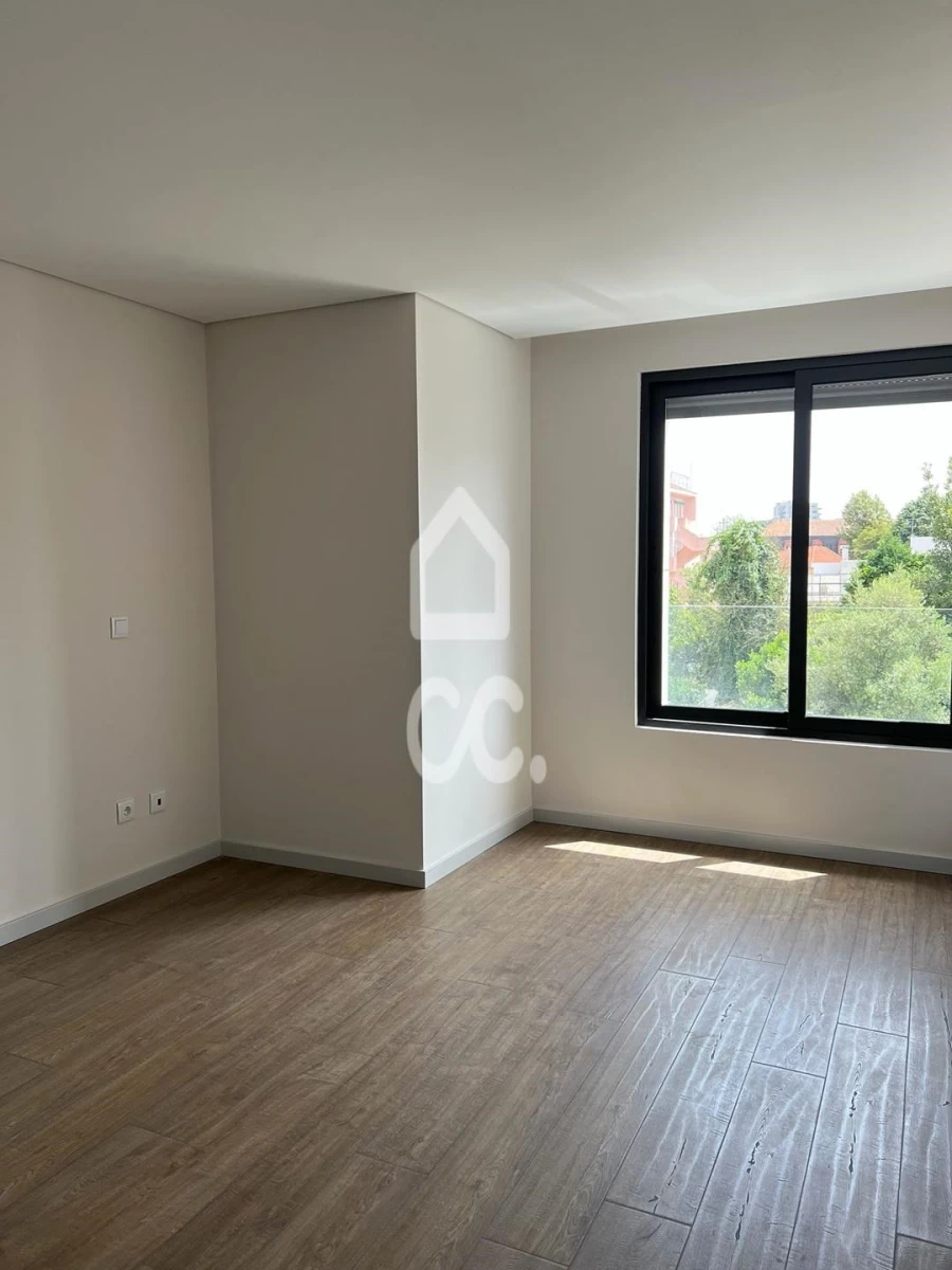 Apartamento T3 para Venda em Cedofeita, Santo Ildefonso, Sé, Miragaia, São Nicolau e Vitória Foto 12
