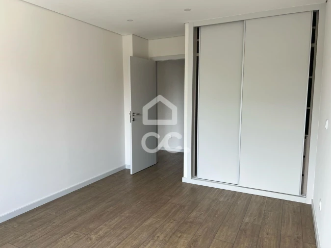 Apartamento T3 para Venda em Cedofeita, Santo Ildefonso, Sé, Miragaia, São Nicolau e Vitória Foto 19