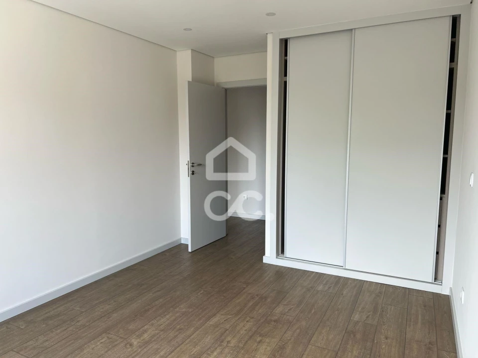 Apartamento T3 para Venda em Cedofeita, Santo Ildefonso, Sé, Miragaia, São Nicolau e Vitória Foto 19