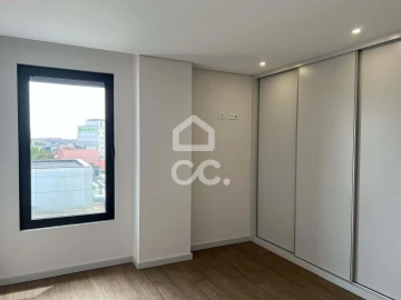 Apartamento T3 para Venda em Cedofeita, Santo Ildefonso, Sé, Miragaia, São Nicolau e Vitória